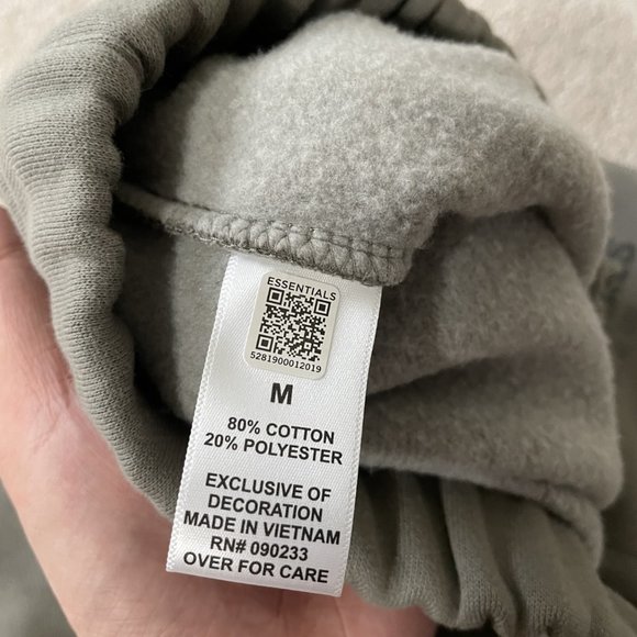 RARE Fear of God Essentials Sweatpants (SS20) Gray Flannel/Charcoal - Picture 3 of 5